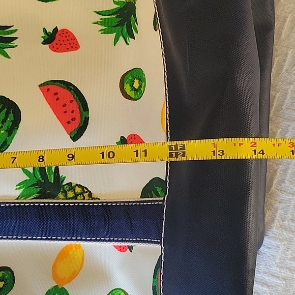 Lands End Fruit Patterned Canvas/Wax Tote Bag Cooler - Picture 13 of 13